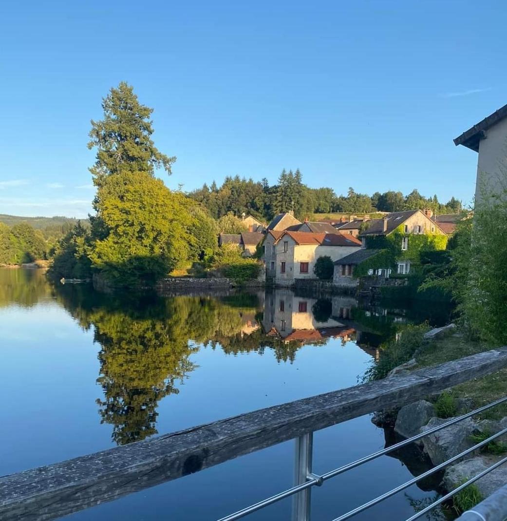 Appartement Chez Henry à Peyrat-le-Château Extérieur photo